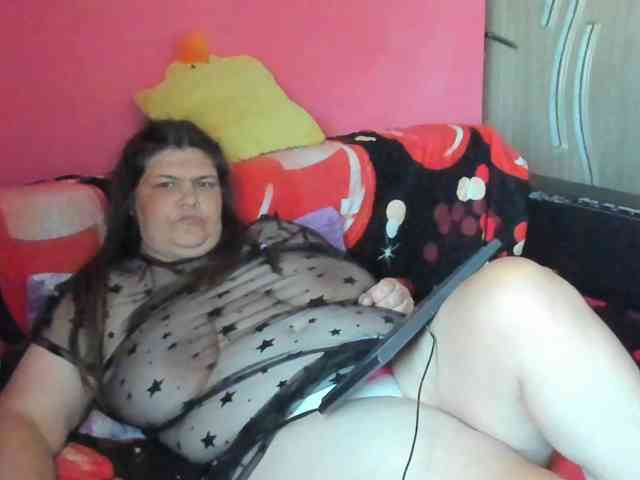 Ionysexylipspussy