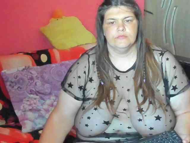 Ionysexylipspussy webcam