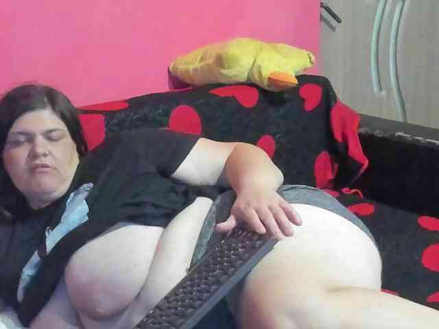 Ionysexylipspussy