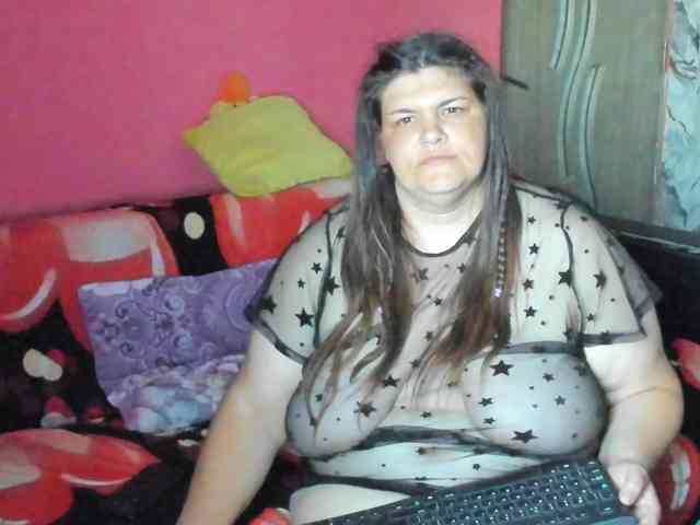Ionysexylipspussy webcam