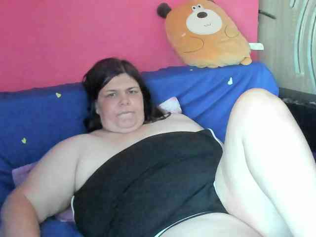 Ionysexylipspussy