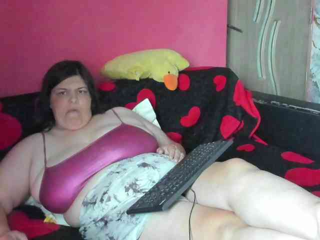 Ionysexylipspussy