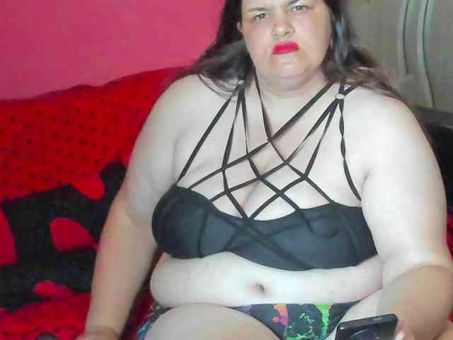 Ionysexylipspussy webcam