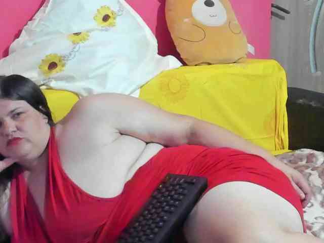 Ionysexylipspussy