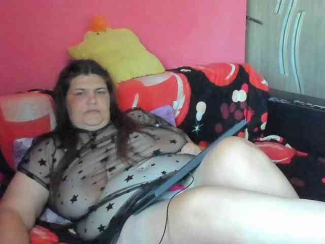 Ionysexylipspussy webcam