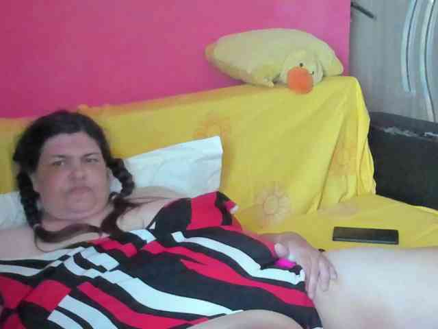 Ionysexylipspussy