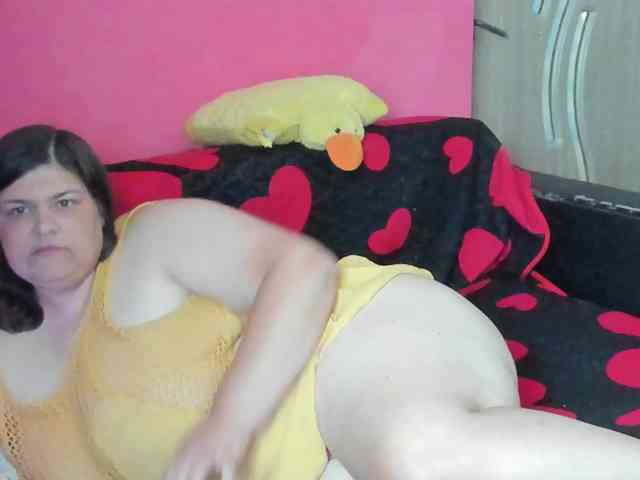 Ionysexylipspussy