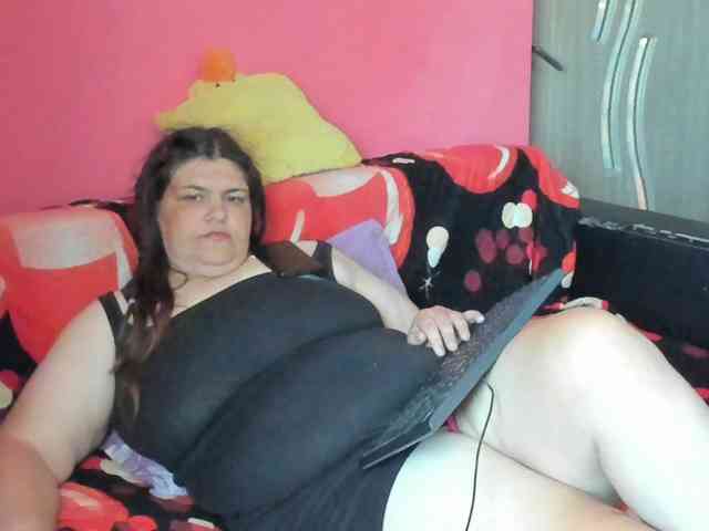 Ionysexylipspussy webcam