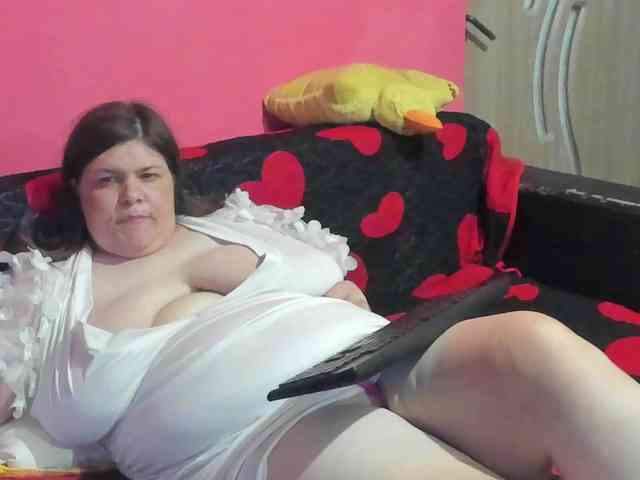 Ionysexylipspussy webcam