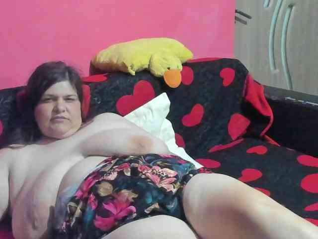 Ionysexylipspussy webcam