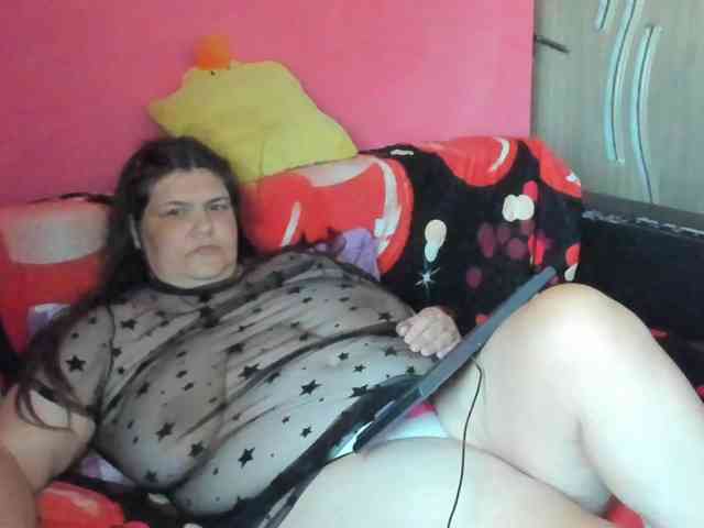 Ionysexylipspussy webcam