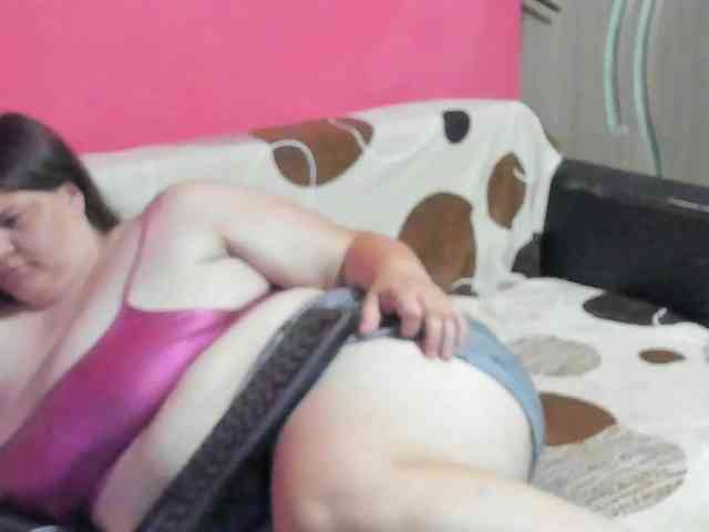 Ionysexylipspussy webcam