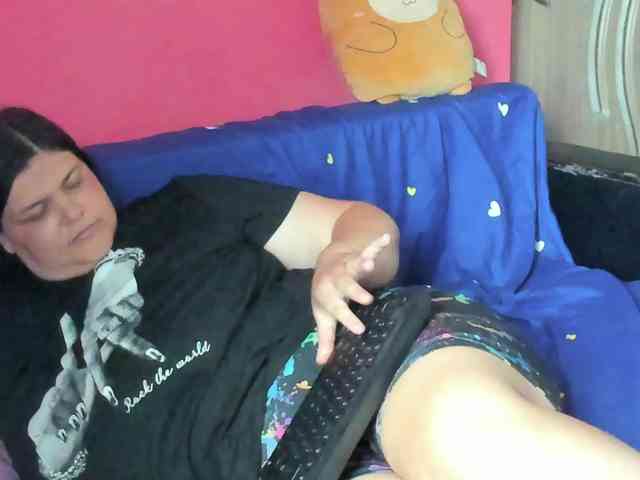 Ionysexylipspussy webcam