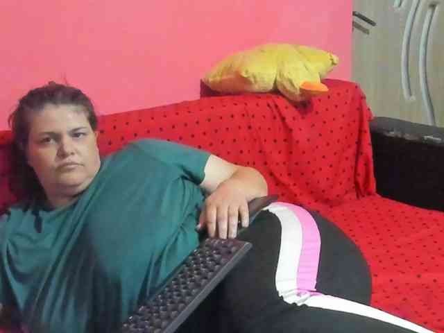 Ionysexylipspussy