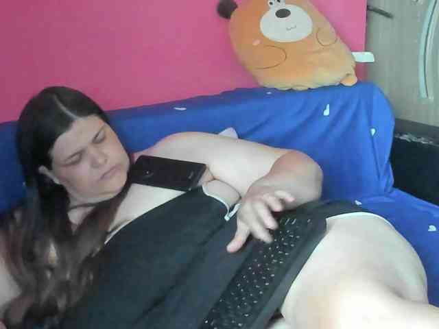 Ionysexylipspussy webcam
