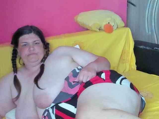 Ionysexylipspussy