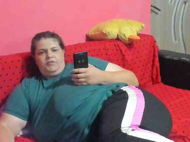 Ionysexylipspussy