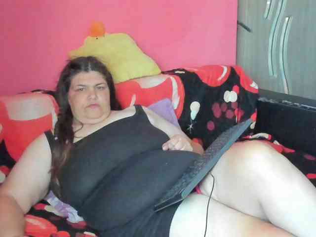 Ionysexylipspussy webcam