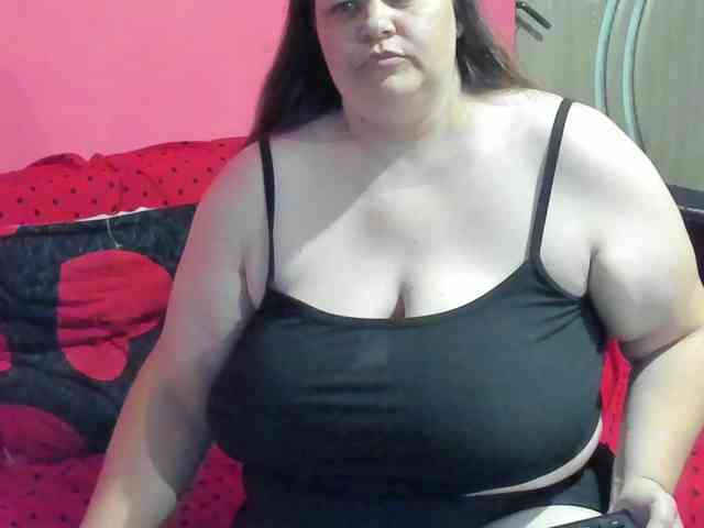 Ionysexylipspussy webcam