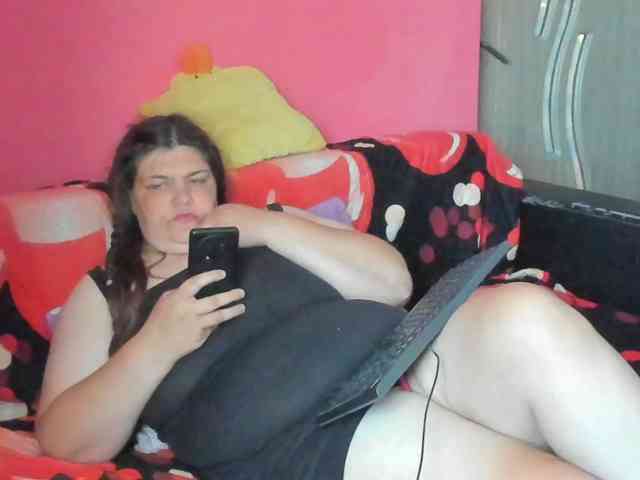 Ionysexylipspussy webcam