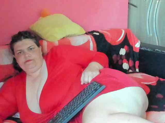Ionysexylipspussy
