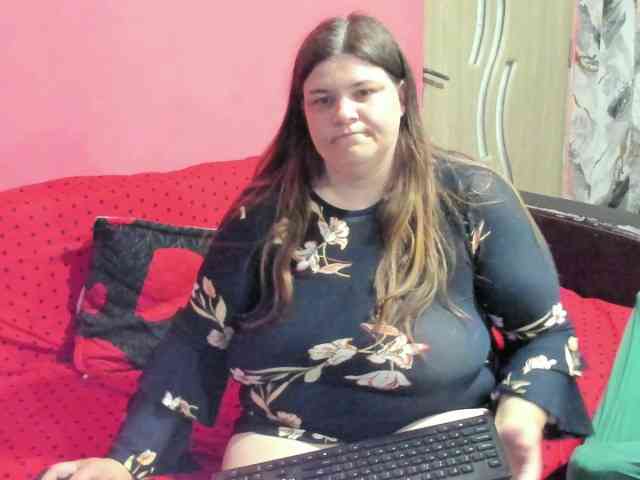 Ionysexylipspussy