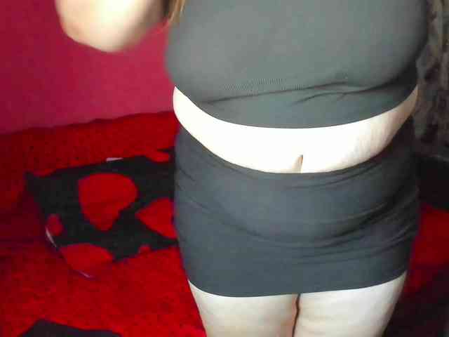 Ionysexylipspussy webcam