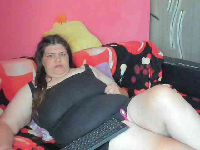 Ionysexylipspussy
