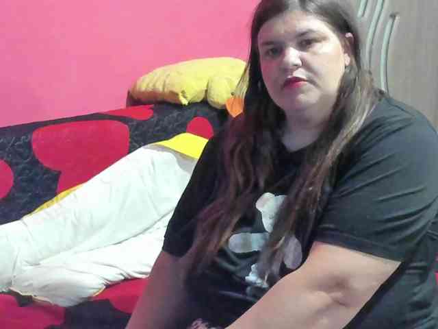 Ionysexylipspussy