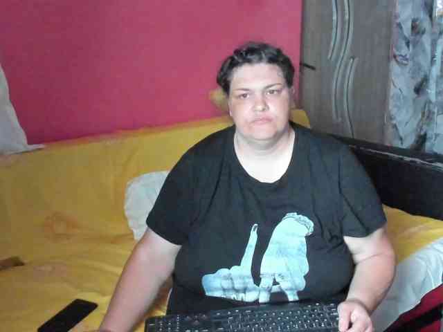 Ionysexylipspussy
