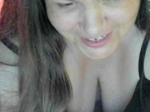 Ionysexylipspussy webcam