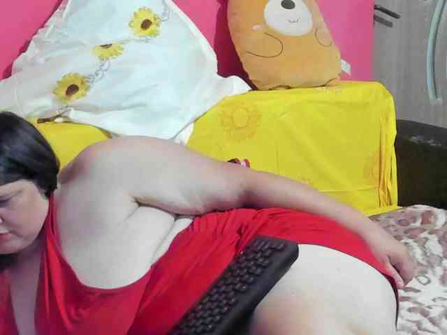 Ionysexylipspussy webcam
