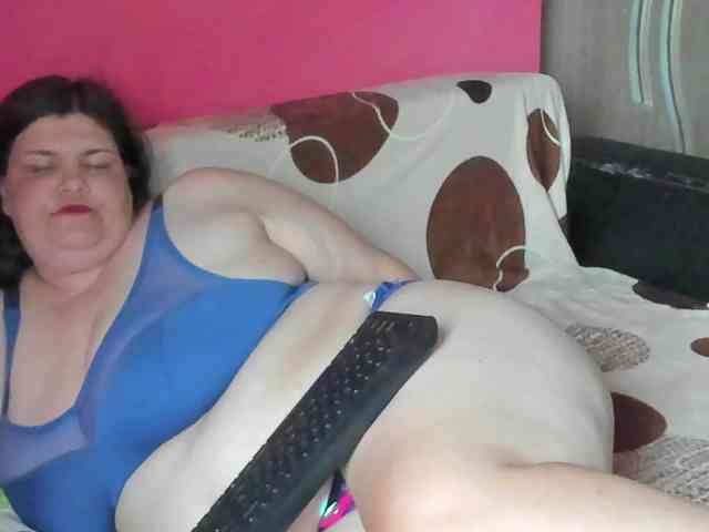 Ionysexylipspussy