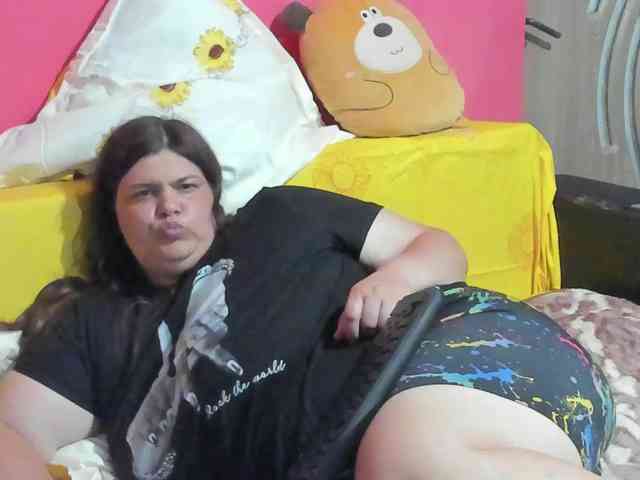 Ionysexylipspussy
