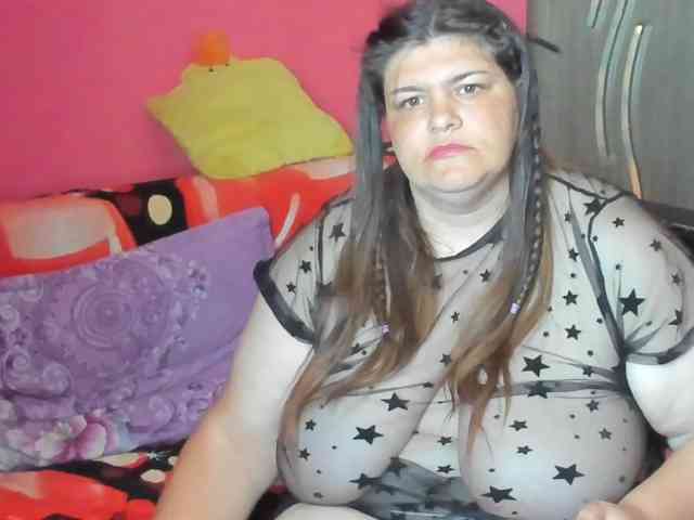 Ionysexylipspussy webcam
