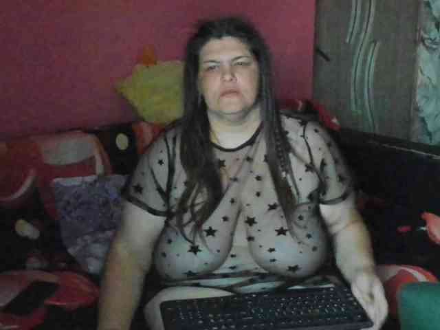 Ionysexylipspussy