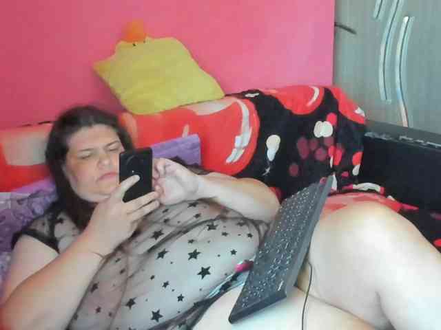 Ionysexylipspussy