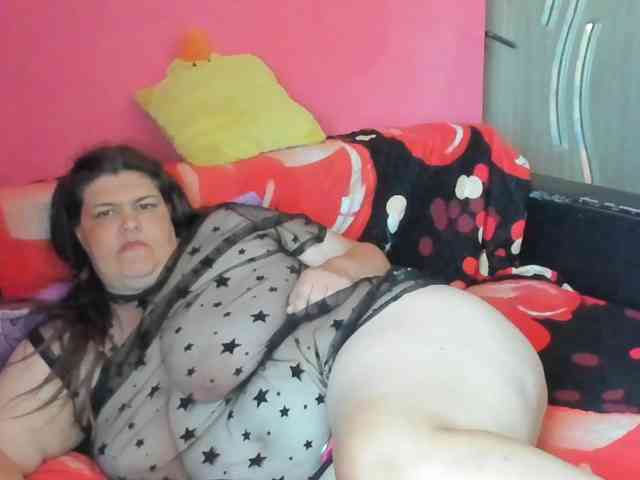 Ionysexylipspussy