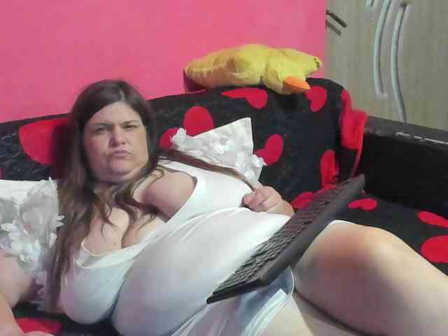 Ionysexylipspussy webcam