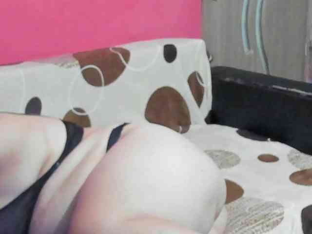 Ionysexylipspussy webcam