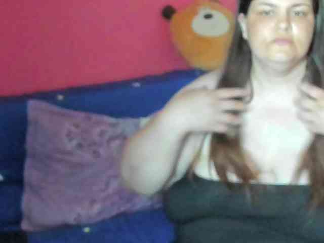 Ionysexylipspussy webcam