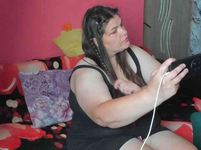 Ionysexylipspussy webcam