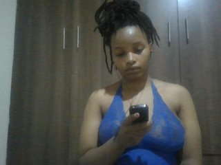 MidnightMuse-1's Live Webcam
