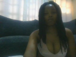 MidnightMuse-1's Live Webcam