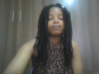 MidnightMuse-1's Live Webcam