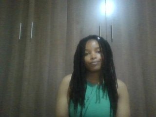 MidnightMuse-1's Live Webcam