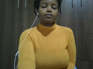 MidnightMuse-1's Live Webcam