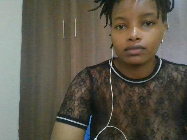 MidnightMuse-1 live cam on BongaCams