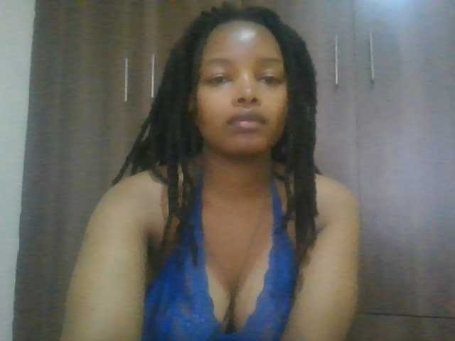 MidnightMuse-1 live cam on BongaCams