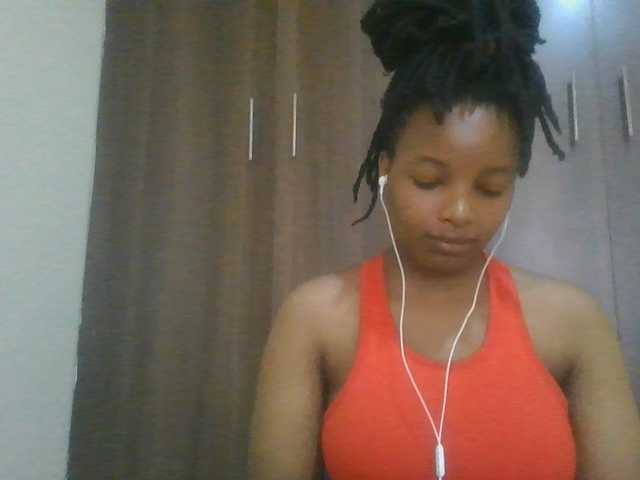 MidnightMuse-1 live cam on BongaCams
